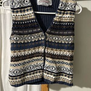Nuggets size M Patterned Knit Sweater Vest